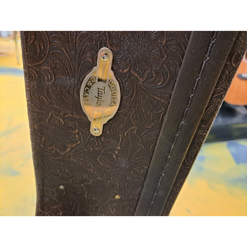 Taylor 317e Westerngitarre B-Stock (Ausstellungstück)